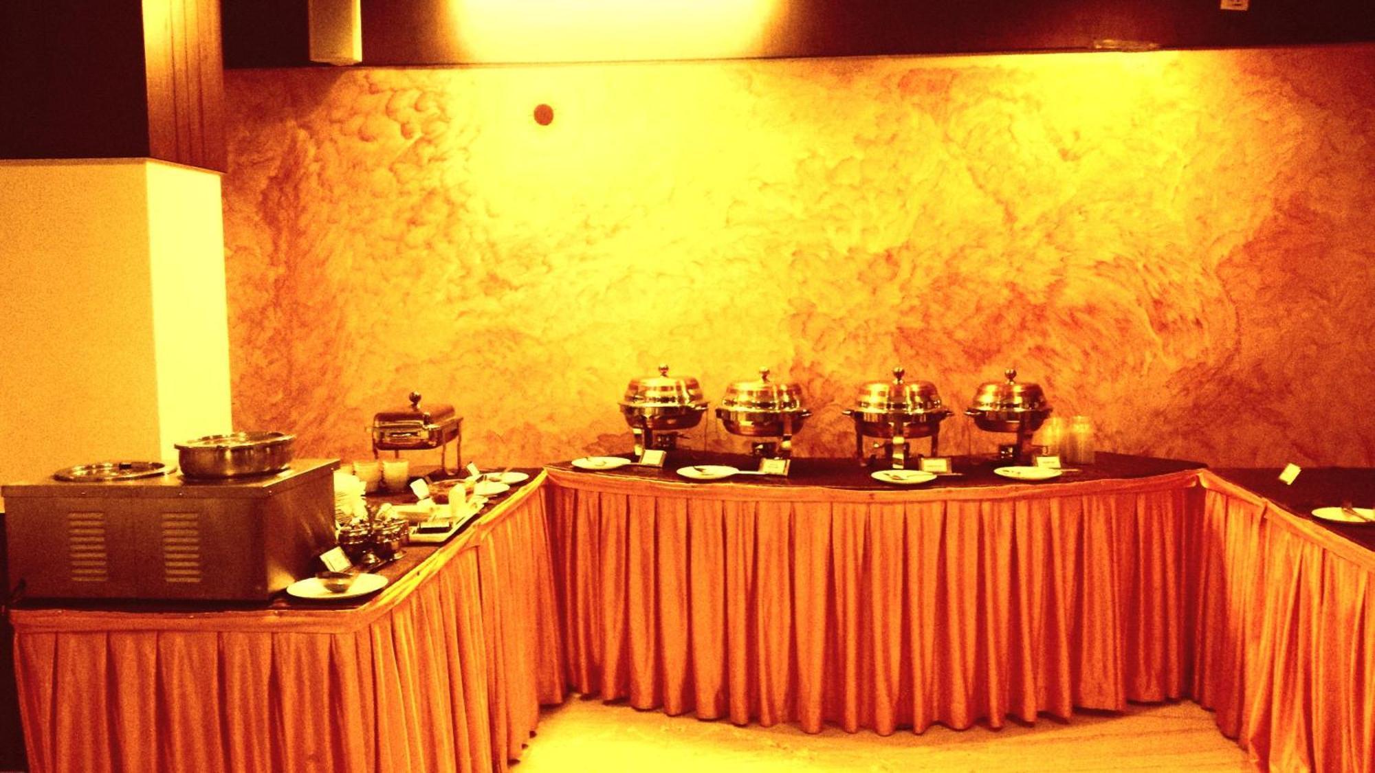 Hotel Md'S Continental Jorhāt Extérieur photo